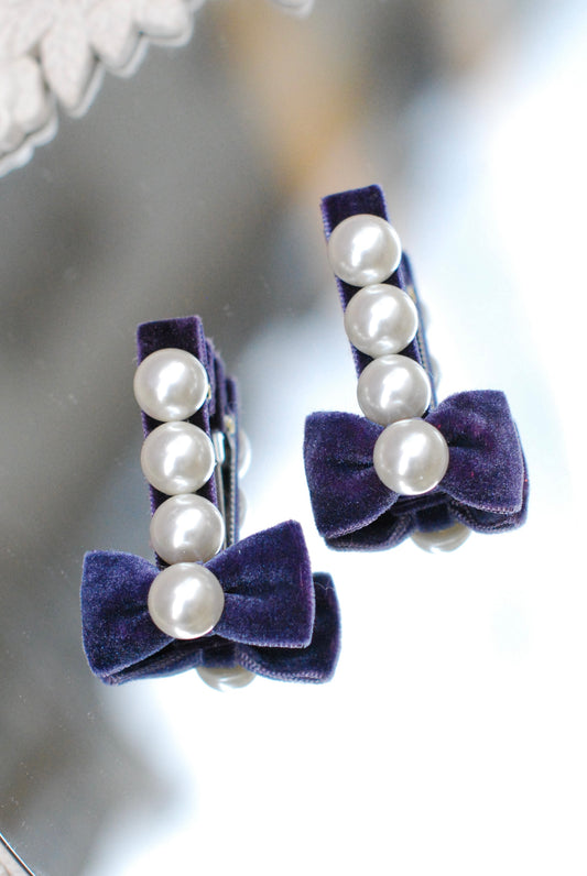 Bow and Pearl Barrettes