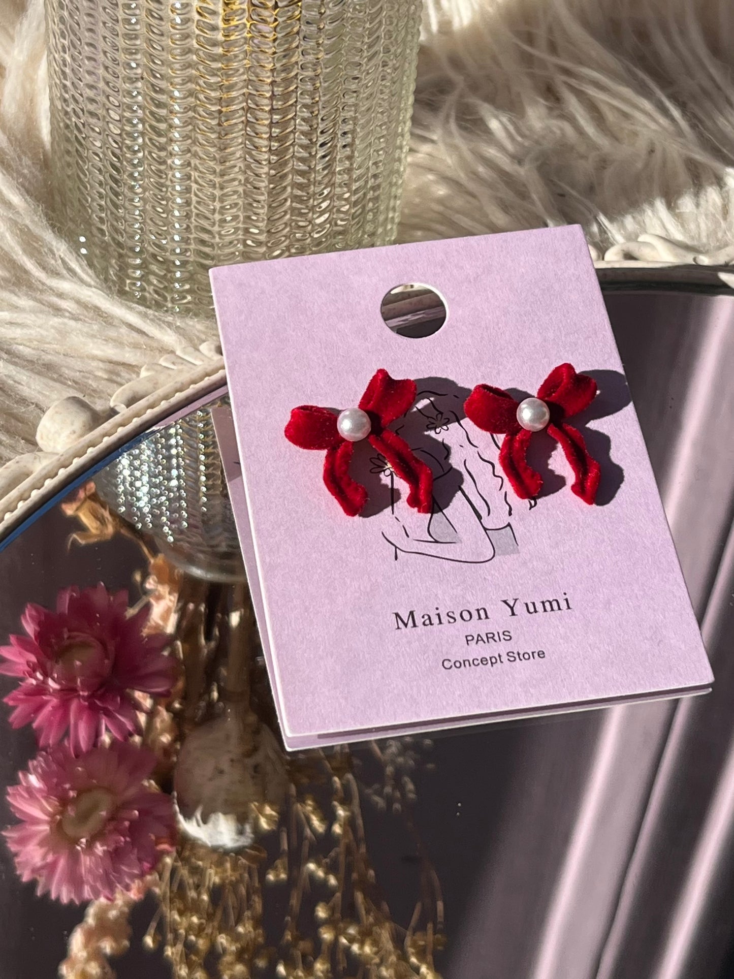 Boucles d’oreilles nœuds en velours rouges