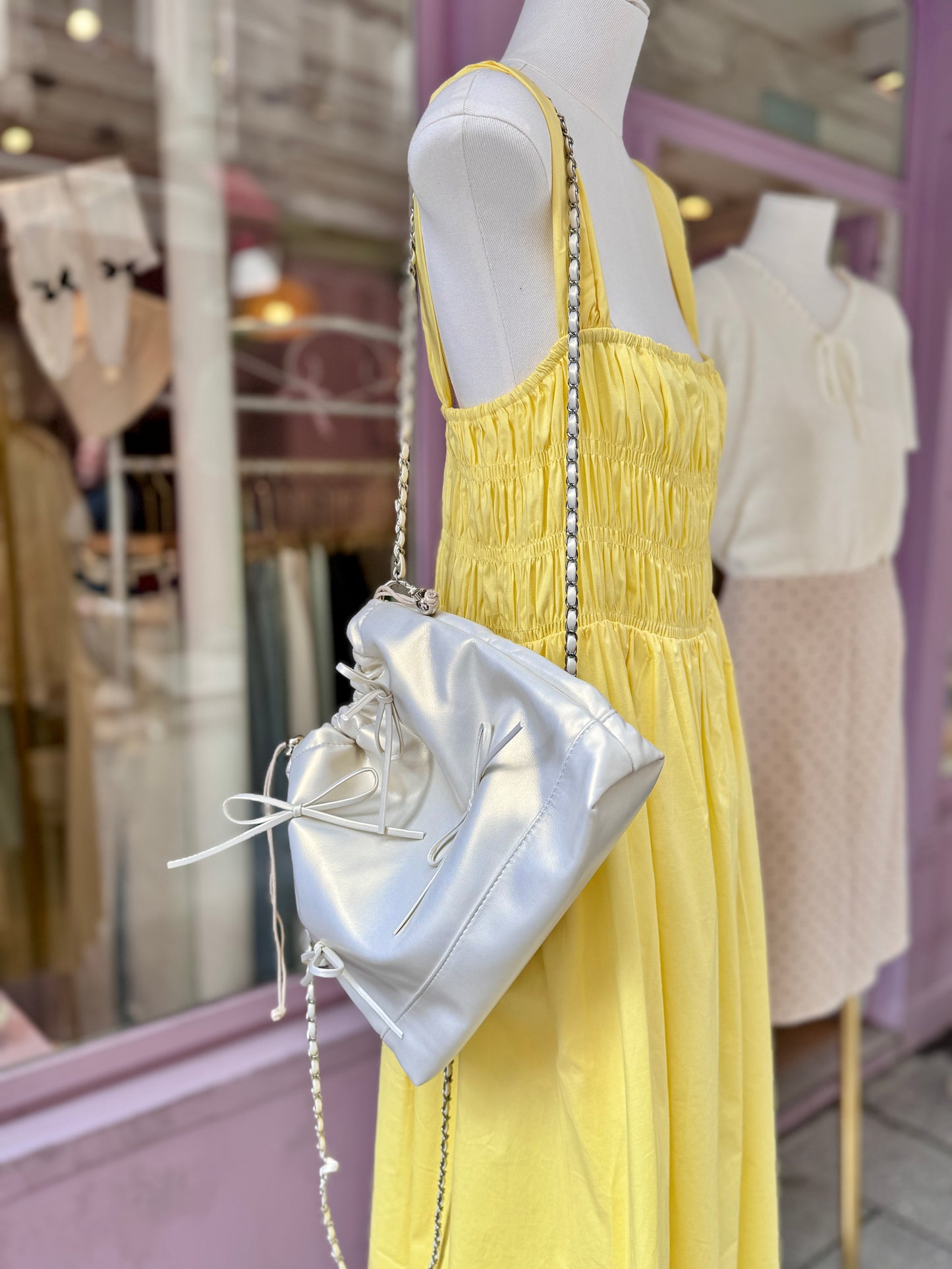 Robe Jaune